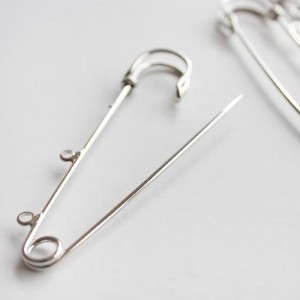 [金属部品]ブローチ装飾ピン