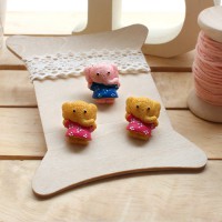 【キャラクターボタン】ワンピース着た象ボタン（14×18mm）
