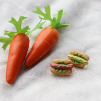 【キャラクターボタン】ソーセージサンドイッチボタン（20×14mm）