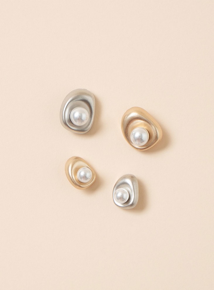 【真珠ボタン】ルナ真珠ボタン（15mm、19mm）